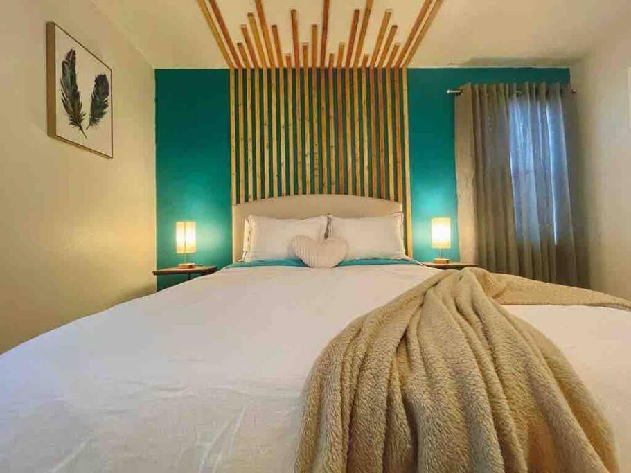 גיינסוויל The Botanical Retreat, King Comfort & Poolside Peace מראה חיצוני תמונה